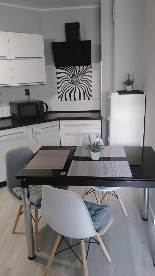 Apartament Zalesie Z Tarasem Lubin  Bagian luar foto