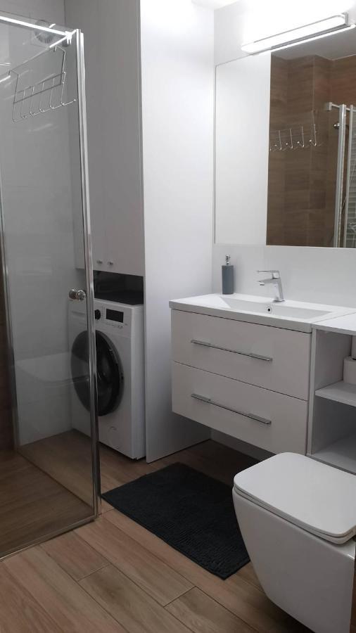 Apartament Zalesie Z Tarasem Lubin  Bagian luar foto